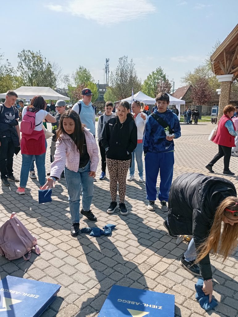 Fonyódi „Szakmakikötő” kiemelt kép